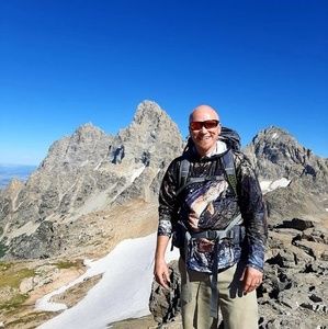 Meet your Posher, Kenyon